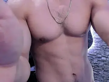 Stripchat Live Sex Cam of ChoreyTaiylor