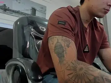 Stripchat Free Live Porn of Damian23__