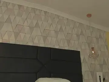 Stripchat Free Porn Cam of JustinePerry