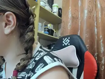 Stripchat Free Live Porn of Seductive_She_Wolf