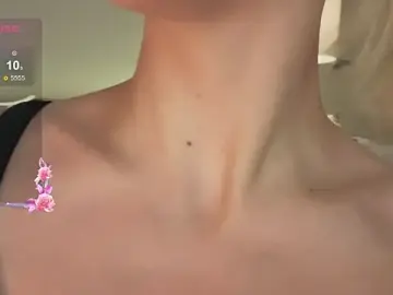 Stripchat Nude Webcam of milli_sun_