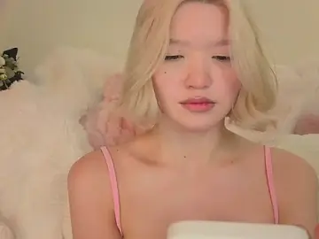 Stripchat Free Porn Cam of milli_sun_