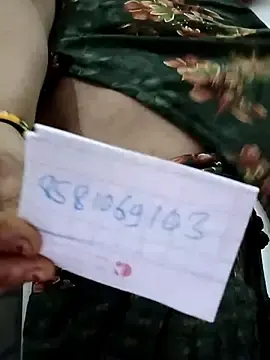 Stripchat Sex Cam of Darling8008