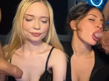 Stripchat Adult Webcams of dollfromvenus