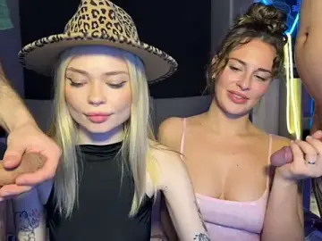 Stripchat Live Sex of dollfromvenus