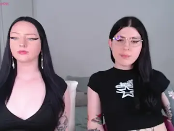 Stripchat Free Porn Cam of chloe_levine