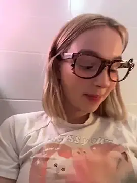 Stripchat Sex Chat of Baby_Tiny