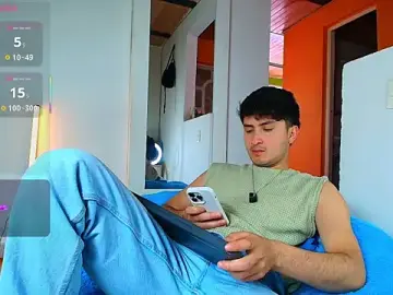 Stripchat Best live sex cam show of santyago_taylor