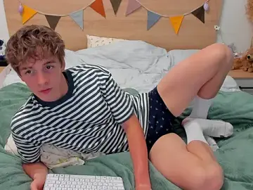 Stripchat Best live sex cam show of Fandi_777