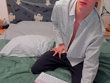 Stripchat Sex Cam of Fandi_777