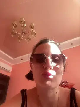 Stripchat Sex Cam of Flossy_Vettie