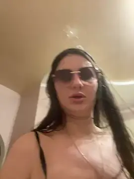 Stripchat Watch Live Sex Cams of Flossy_Vettie
