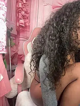 Stripchat Live Sex Cam of mismialove