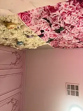 Stripchat Free Live Porn of mismialove