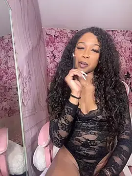 Stripchat Live Porn of mismialove