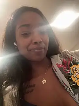 Stripchat Live Porn of mismialove