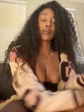 Stripchat Nude Webcam of mismialove