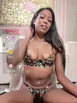 Stripchat Free Porn Cam of mismialove
