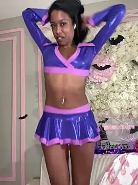 Stripchat Watch Live Sex Cams of mismialove