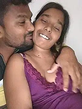 Stripchat Sex Cam of BabuCouple
