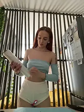 Stripchat Adult Webcam of LittleFox___