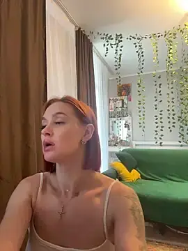 Stripchat Live Sex Cam of LittleFox___