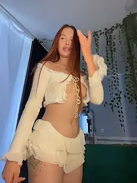 Stripchat Live Porn of LittleFox___