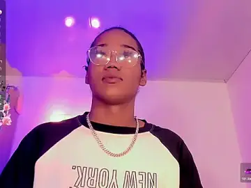 Stripchat Free Live Porn of naomy__xx