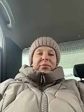 Stripchat Free Live Porn of LikaCat