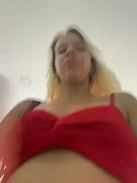 Stripchat Live Porn of LikaCat