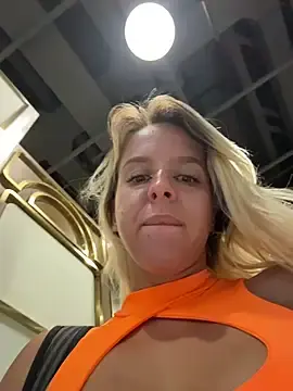 Stripchat Free Porn Cam of LikaCat