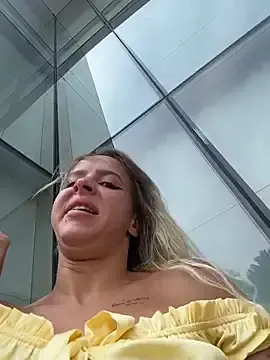 Stripchat Free Live Porn of LikaCat