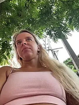 Stripchat Live Sex of LikaCat