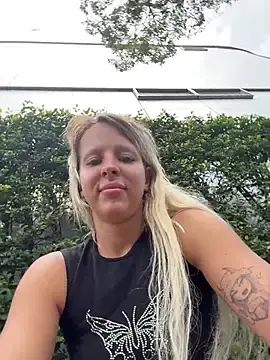 Stripchat Live Porn of LikaCat