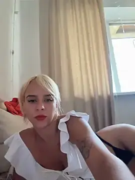 Stripchat Adult Webcams of LikaCat