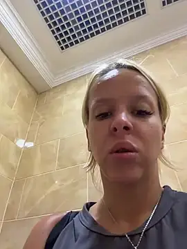 Stripchat Adult Webcams of LikaCat