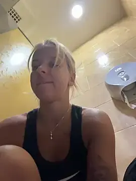 Stripchat Live Sex of LikaCat