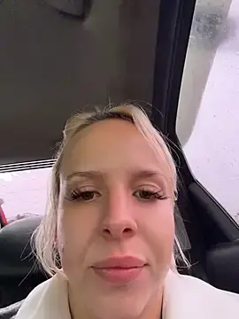 Stripchat Best live sex cam show of LikaCat