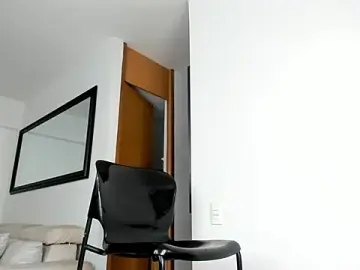Stripchat Live Porn of smit_hot_sr
