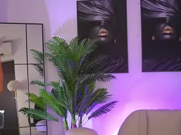 Stripchat Nude Webcam of EllenKarter