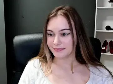 Stripchat Sex Cam of kitty_valeria