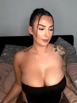 Stripchat Sex Chat of Mia-Bremer