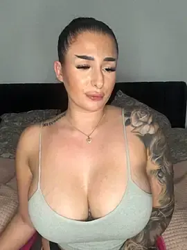 Stripchat Live Sex of Mia-Bremer