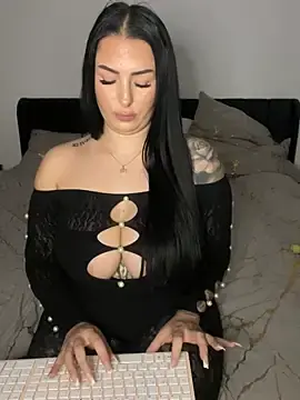 Stripchat Free Live Porn of Mia-Bremer