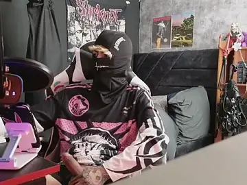 Stripchat Adult Webcam of AcidMilo