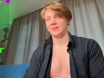 Stripchat Live Sex Cam of David_Keler