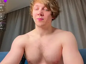 Stripchat Best live sex cam show of David_Keler