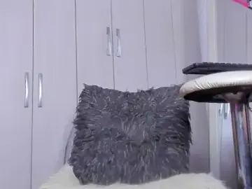 Stripchat Watch Live Sex Cams of Kendall_Hotsexy_x