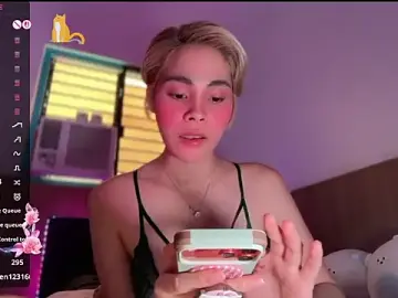 Stripchat Live Porn of Raven_Iris