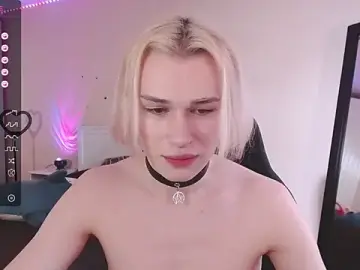 Stripchat Sex Cam of rainbow__salt